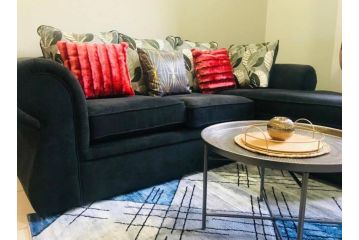 Lovely 1 bedroom apartment with unlimited Wi-Fi Apartment, Johannesburg - 2
