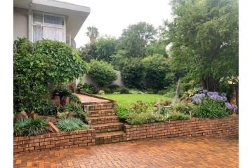 Naisiae - Lovely 1-bedroom vacation home with pool Apartment, Johannesburg - 2