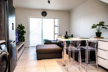 Lovely 1bedroom loft with a great view Apartment, Cape Town - 5