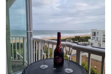 Lovely 2 bedrooms, 2 bathrooms Flat with sea view. Apartment, Jeffreys Bay - 1