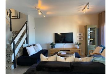 Beach front, two story condo Apartment, Ballito - 2