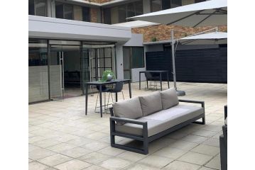 Sandton Lovely Apartment, Johannesburg - 1