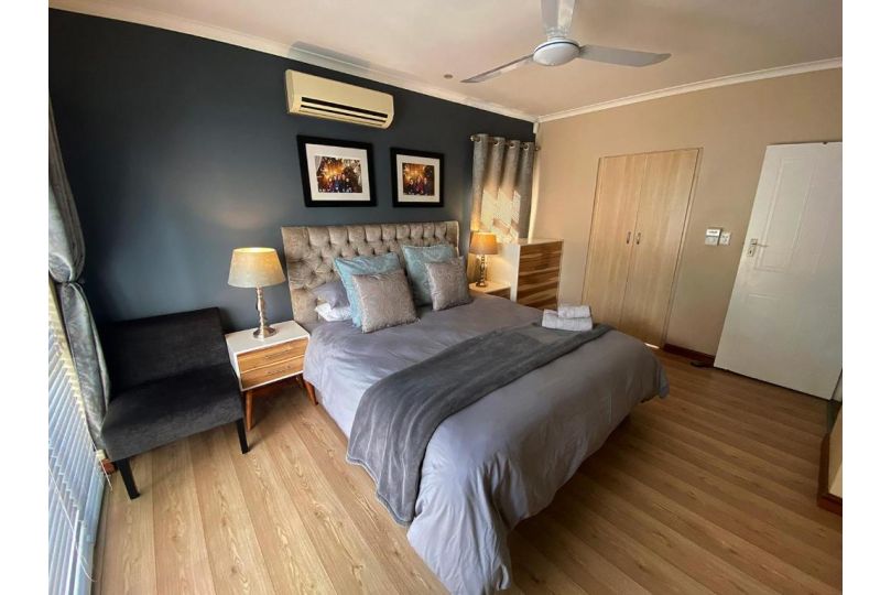 Lovely Family Home in Durbanville Guest house, Durbanville - imaginea 11