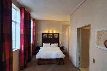 Serviced Hotel suite in lovely Johannesburg with pool Apartment, Johannesburg - 2
