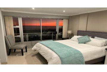 Lovely Oceanfront Apartment, Cape Town - 4