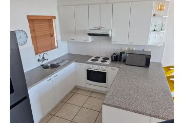 Lovely one bed/Studio apartment at Century City Apartment, Cape Town - 1