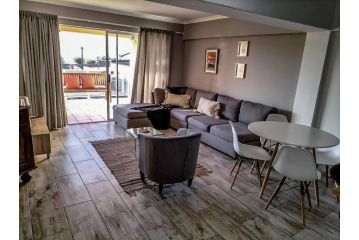Lovely Sunny 2 bedroom, 2 bathroom unit Apartment, Mossel Bay - 2