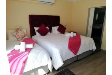 Lucolo Palace B&B - East London Guest house, East London - 4