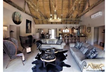 Luvivane Luxury Villa & Cottage Villa, Marloth Park - 4