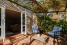 Luxurious & centrally located home away from home Apartment, Johannesburg - thumb 8