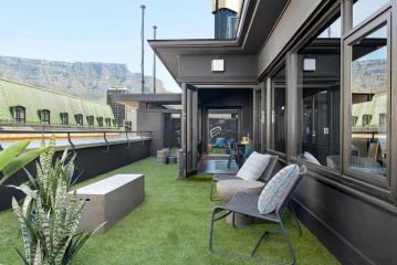 Luxurious Apartment with Iconic Mountain Views Apartment, Cape Town - 1