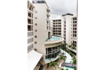 Luxurious Beach Apartment - The Sails Apartment, Durban - 2