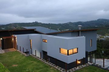 Luxurious Poolside Home Guest house, Knysna - 2