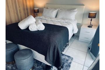 The Blyde Crystal Lagoon Luxury Apartment, Pretoria - 5