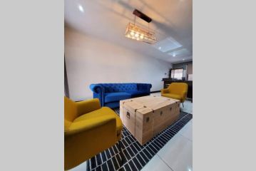 Luxury Apartment with modern fittings Apartment, Midrand - 1