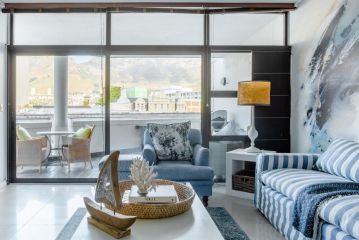 Luxury City Apartment with Mountain Views Apartment, Cape Town - 2