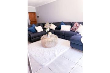 Luxury Apartments @ Summerset Apartment, Midrand - 5