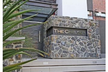 Luxury Family Apartment at The Chelsea Apartment, Cape Town - 1