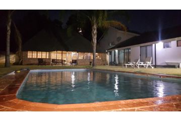 Luxury Heights Guesthouse Guest house, Newcastle - 3