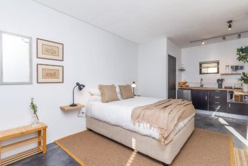 Luxury Kloof Suite Apartment, Cape Town - 3