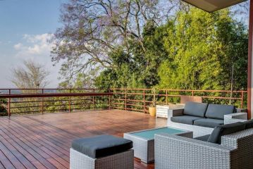 Luxury living, stellar views, total gem Villa, Johannesburg - 4