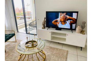 Luxury modern 1 bedroom Apartments Apartment, Pretoria - 3