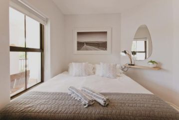 Luxury on Dorp Apartment, Stellenbosch - 3