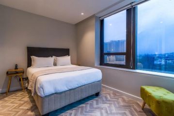 Luxury One Bedroom City Apartment, Cape Town - 4