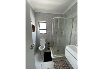 Luxury OneBed The Blyde Apartment, Pretoria - 5