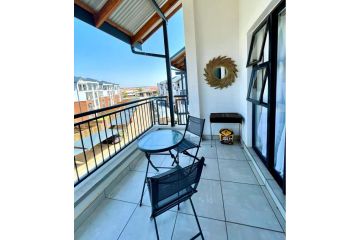 Luxury OneBed The Blyde Apartment, Pretoria - 4