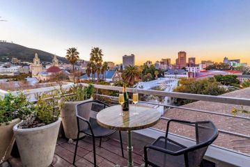 Luxury Penthouse with Exceptional Views Apartment, Cape Town - 5