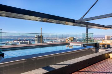 Luxury Sky Retreat Apartment, Cape Town - 3