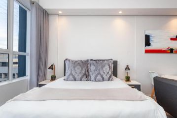 Luxury Studio apartment situated off Bree Street Apartment, Cape Town - 4