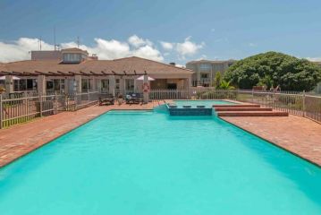 Luxury @ the Ocean Apartment, Hermanus - 3