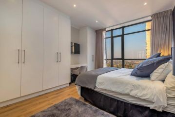Luxury Two Bedroom Condo in Sandton, Johannesburg. Apartment, Johannesburg - 5