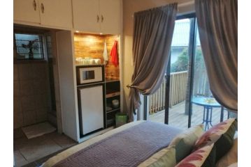 Lyneth Self Catering Accommodation Apartment, George - 1