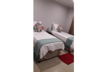 M-crystals Guest house, Richards Bay - 4