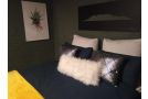 Maboneng City Building Free WiFi and Swimming pool Hotel, Johannesburg - thumb 1