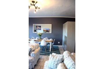 Madriko 23 - Spacious Midtown Langebaan Beach Apartment, Langebaan - 3