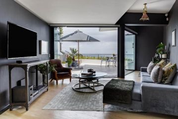 Magnificent Clifton Retreat with Unparalleled Ocean Views! Guest house, Cape Town - 2