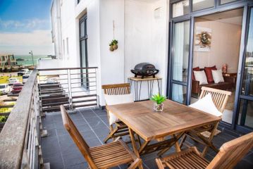 Modern Ocean Views 2 Bedroom 112 Eden on The Bay, Blouberg, Cape Town Apartment, Cape Town - 2