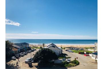 Main Beach Penthouse Apartment, Jeffreys Bay - 1
