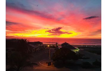 Main Beach Penthouse Apartment, Jeffreys Bay - 3