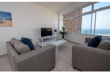 Main Beach Umhlanga 72 Apartment, Durban - 1