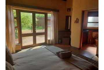 Makhato Bush Lodge 17 Chalet, Bela-Bela - 3