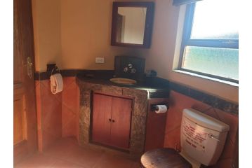 Makhato Bush Lodge 17 Chalet, Bela-Bela - 5