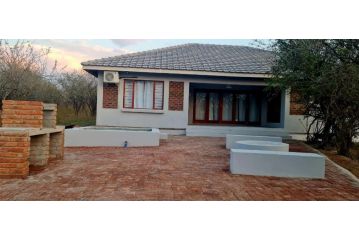Makhulu's Bush House Apartment, Marloth Park - 2