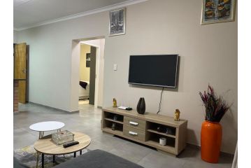 Mall Of Africa Spot2 Apartment, Midrand - 4