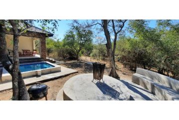 Mamba Bush House Guest house, Marloth Park - 1