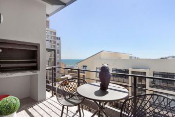 Manhattan On Coral Rooftop Apartment by HostAgents Apartment, Cape Town - 2